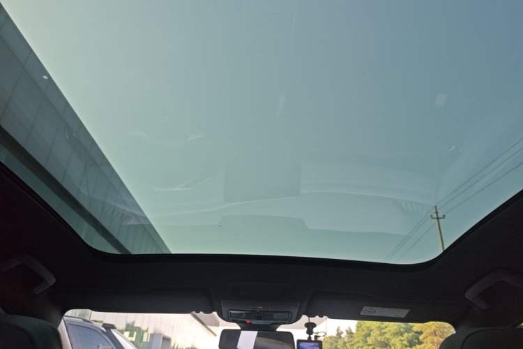 Used Volkswagen ID.4 X 2023 Pure Long-Range Version Headliner