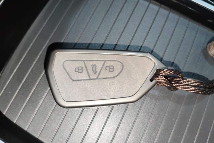 Used Volkswagen ID.4 X 2023 Ultra-Intelligent Long-Range Version Interior 1