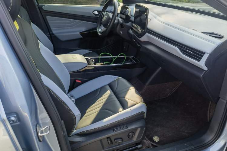 Used Volkswagen ID.4 X 2023 Ultra-Intelligent Long-Range Version Interior 2