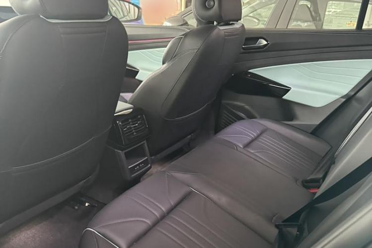 Used Volkswagen ID.4 X 2023 Upgraded Model Ultra-Long Range Version Interior 3