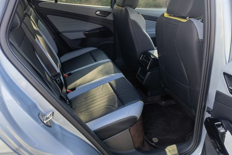 Used Volkswagen ID.4 X 2023 Ultra-Intelligent Long-Range Version Interior 3