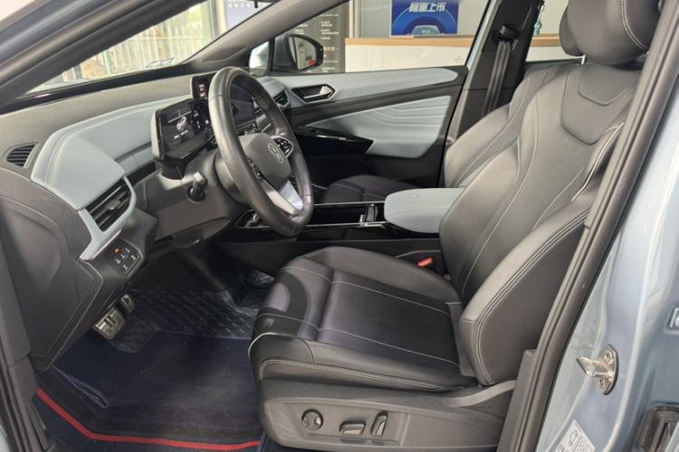 Used Volkswagen ID.4 X 2023 Pure Smart Edition Interior 5