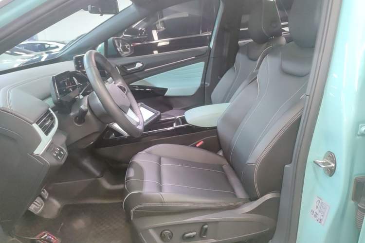 Used Volkswagen ID.4 X 2023 Pure Smart Edition Left Front Seat
