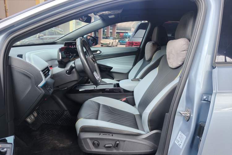 Used Volkswagen ID.4 X 2023 Smart Enjoyment Long-Range Version Left Front Seat