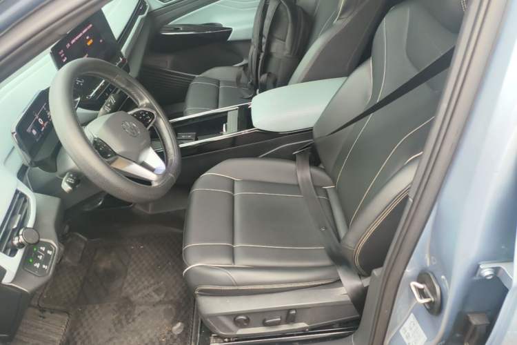 Used Volkswagen ID.4 X 2023 Pure Smart Edition Left Front Seat