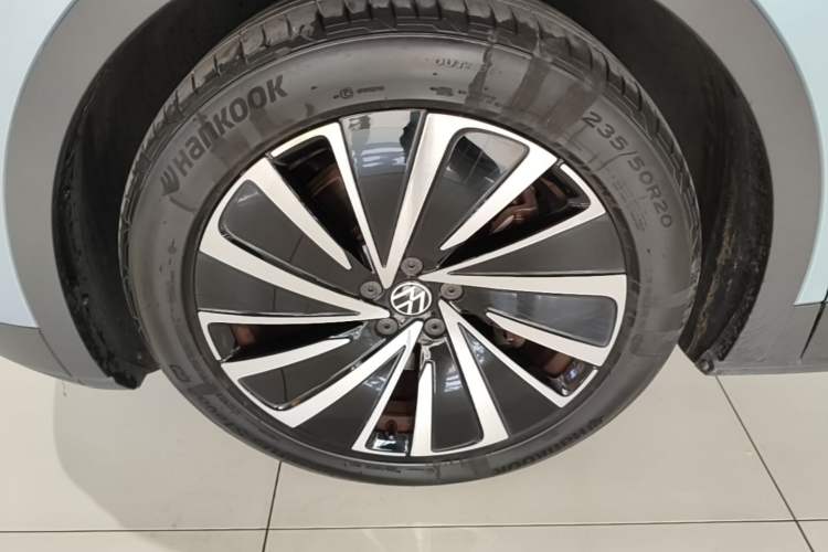 Used Volkswagen ID.4 X 2023 Ultra-Intelligent Long-Range Version Left Front Wheel Hub
