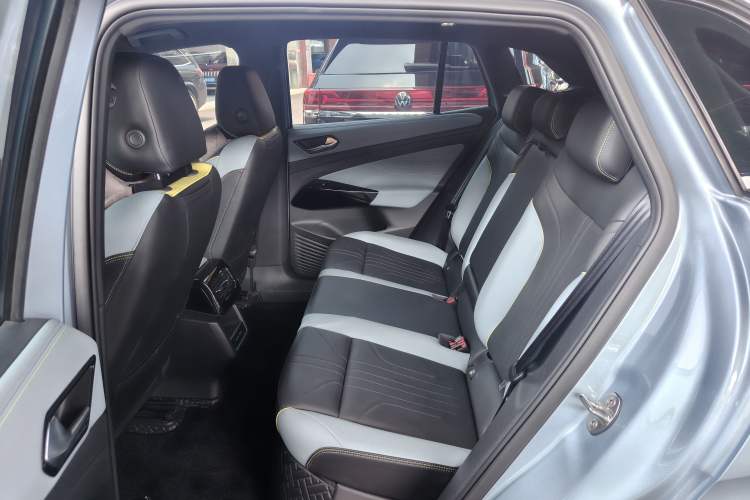 Used Volkswagen ID.4 X 2023 Smart Enjoyment Long-Range Version Left Rear Seat