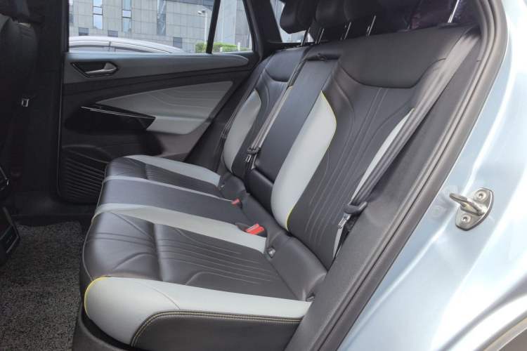 Used Volkswagen ID.4 X 2023 Upgraded Model Ultra-Long Range Version Left Rear Seat