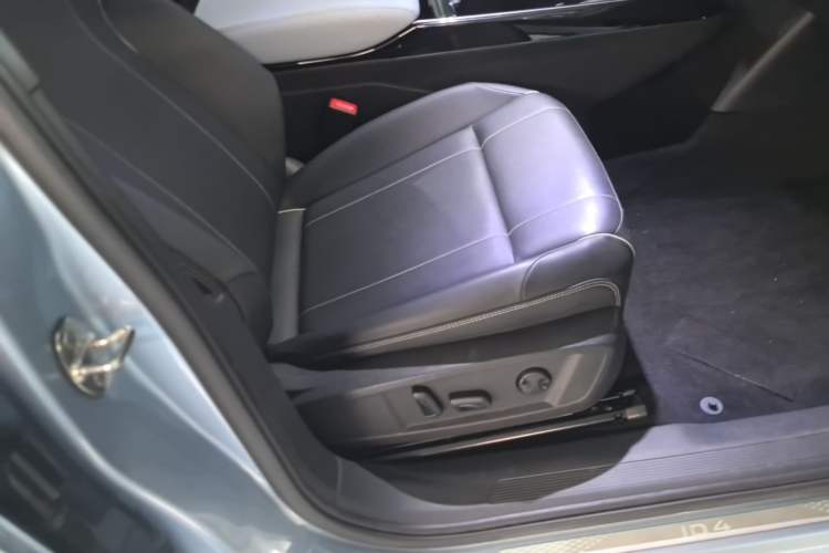 Used Volkswagen ID.4 X 2023 Upgraded Model Pure Intelligent Enjoyment Version Right Front Seat
