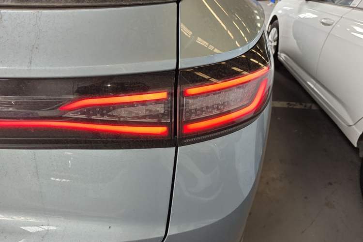 Used Volkswagen ID.4 X 2023 Pure Smart Edition Right Rear Taillight