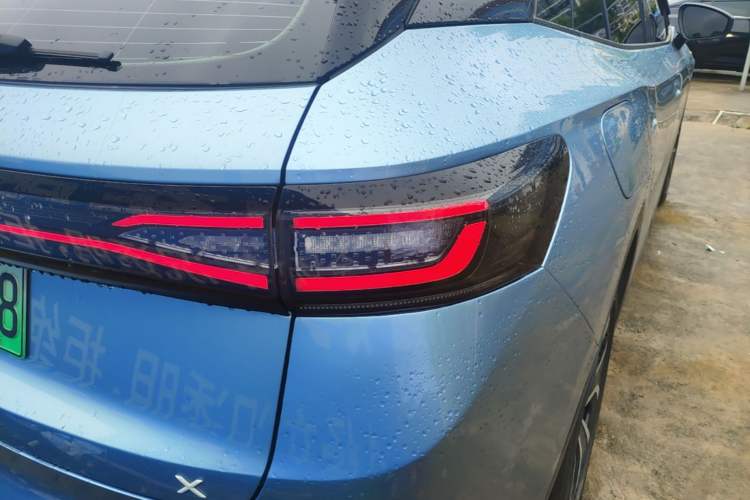 Used Volkswagen ID.4 X 2023 Pure Smart Edition Right Rear Taillight