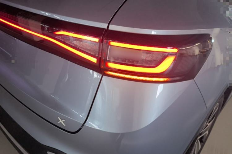 Used Volkswagen ID.4 X 2023 Upgraded Model Pure Intelligent Enjoyment Version Right Rear Taillight