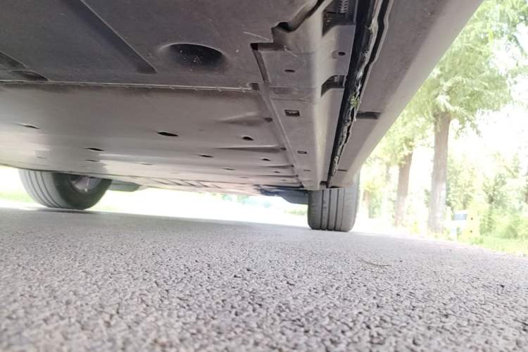 Used Volkswagen ID.4 X 2023 Pure Smart Edition Right Side Sill