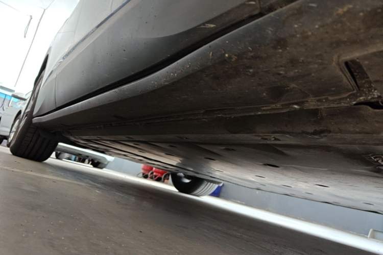 Used Volkswagen ID.4 X 2023 Pure Smart Edition Right Side Sill