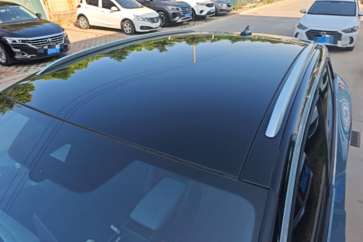 Used Volkswagen ID.4 X 2023 Pure Long-Range Version Roof