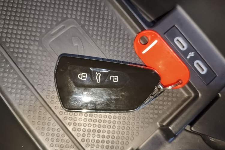 Used Volkswagen ID.4 X 2023 Ultra-Intelligent Long-Range Version Vehicle Key
