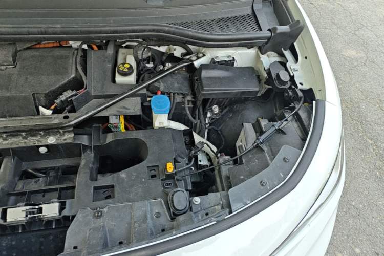 Used Volkswagen ID.4 X 2023 Upgraded Model Pure Long-Range Version Engine Bay Left