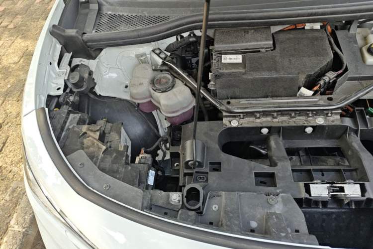 Used Volkswagen ID.4 X 2023 Upgraded Model Pure Long-Range Version Engine Bay Right