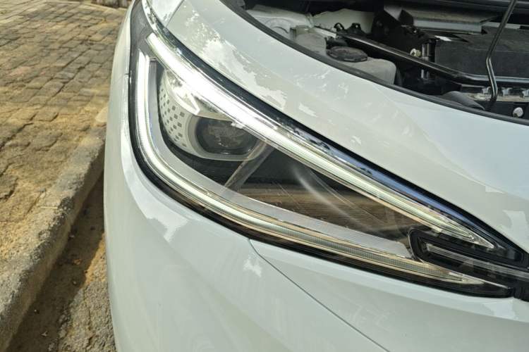 Used Volkswagen ID.4 X 2023 Upgraded Model Pure Long-Range Version Right Front Headlight