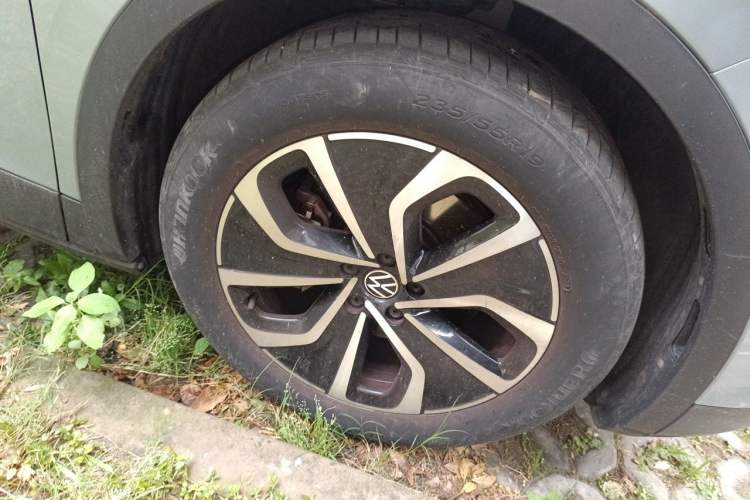 Used Volkswagen ID.4 X 2023 Upgraded Model Pure Intelligent Enjoyment Version Right Front Wheel Hub