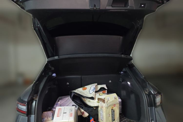 Used Volkswagen ID.4 X 2023 Pure Smart Edition Trunk