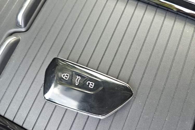 Used Volkswagen ID.4 X 2023 Upgraded Model Pure Long-Range Version Vehicle Key