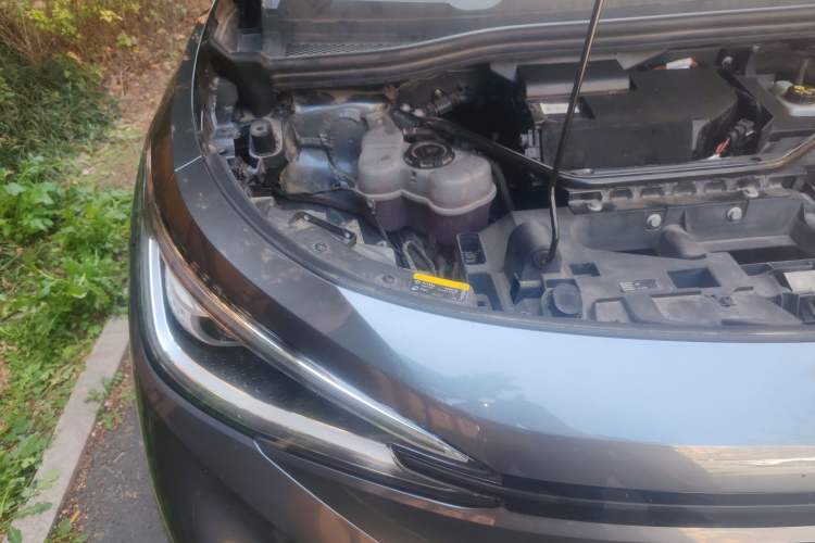 Used Volkswagen ID.4 X 2023 Upgraded Model Pure Long-Range Version Engine Bay Right