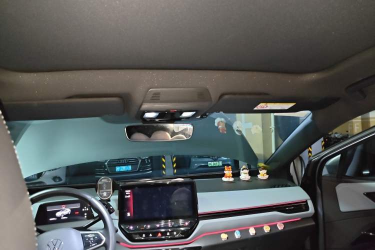 Used Volkswagen ID.4 X 2023 Ultra-Intelligent Long-Range Version Headliner