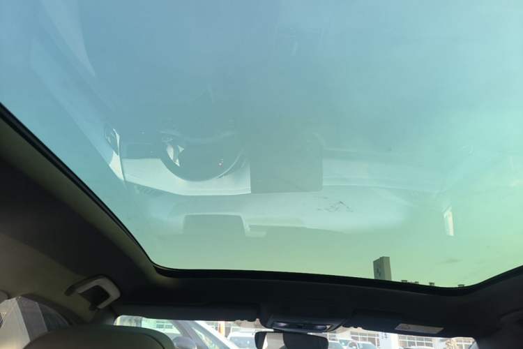 Used Volkswagen ID.4 X 2023 Ultra-Intelligent Long-Range Version Headliner