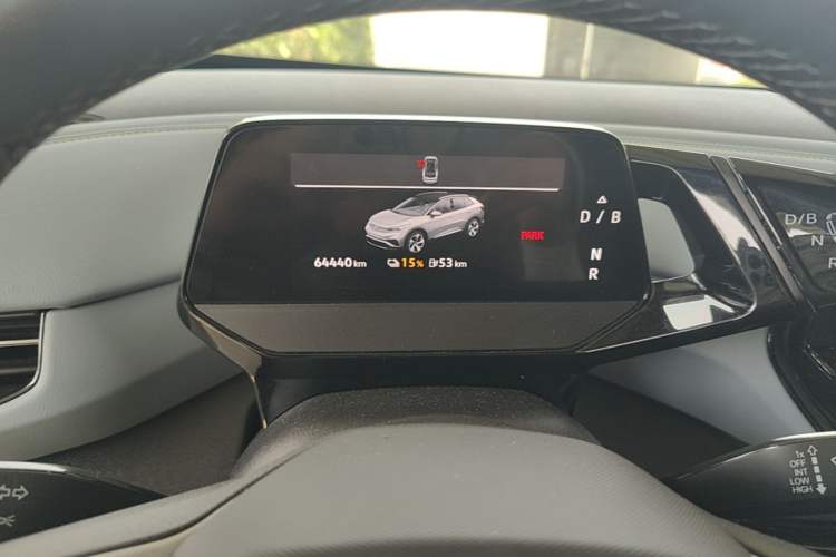 Used Volkswagen ID.4 X 2023 Pure Smart Edition Instrument Cluster