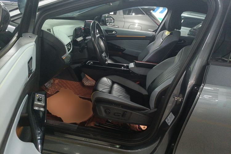 Used Volkswagen ID.4 X 2023 Upgraded Model Ultra-Long Range Version Interior 3