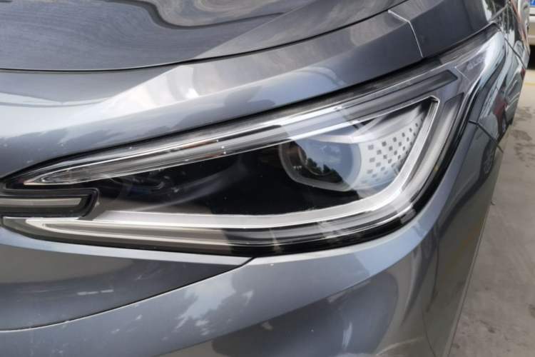 Used Volkswagen ID.4 X 2023 Pure Smart Edition Left Front Headlight