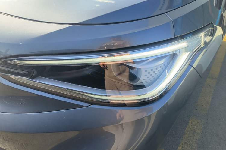 Used Volkswagen ID.4 X 2023 Ultra-Intelligent Long-Range Version Left Front Headlight
