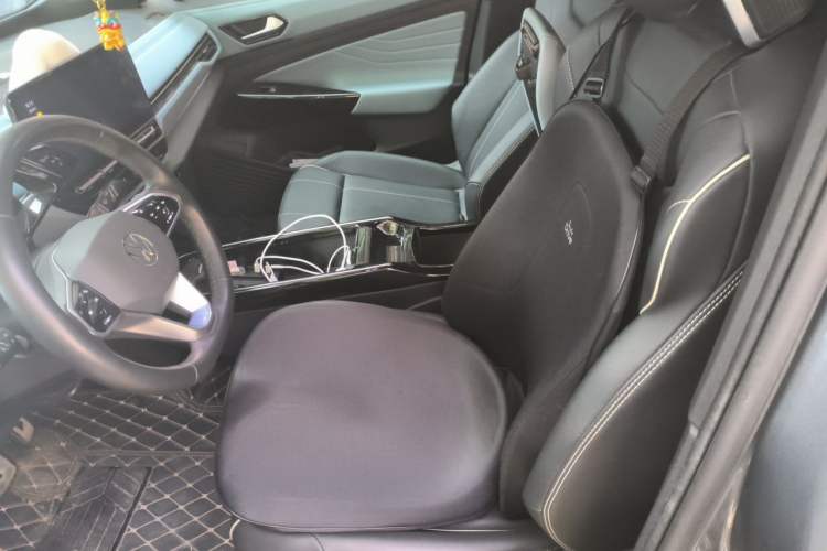 Used Volkswagen ID.4 X 2023 Pure Smart Edition Left Front Seat