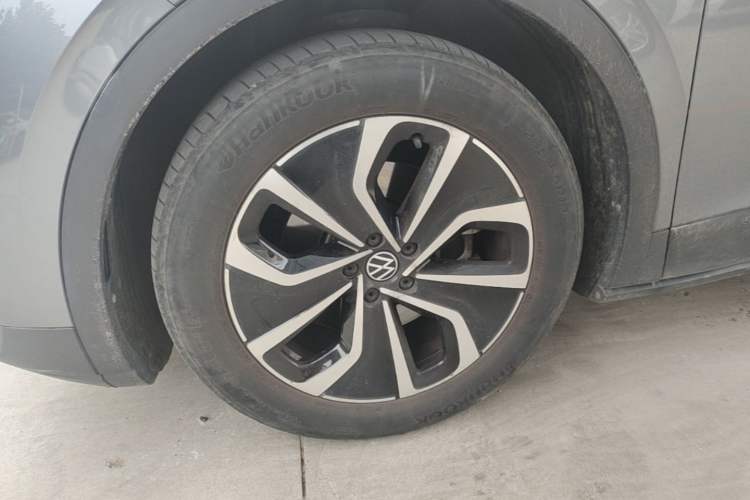 Used Volkswagen ID.4 X 2023 Pure Smart Edition Left Front Wheel Hub