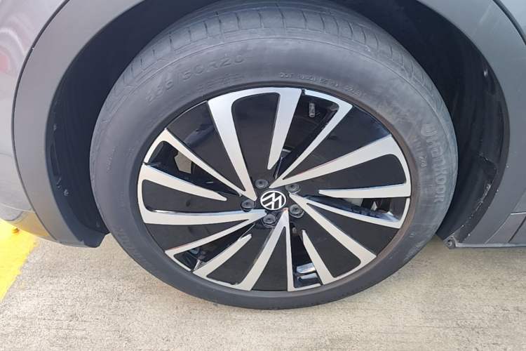 Used Volkswagen ID.4 X 2023 Upgraded Model Ultra-Long Range Version Left Front Wheel Hub