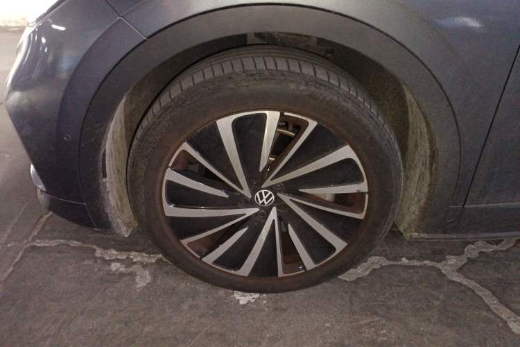 Used Volkswagen ID.4 X 2023 Upgraded Model Ultra-Long Range Version Left Front Wheel Hub