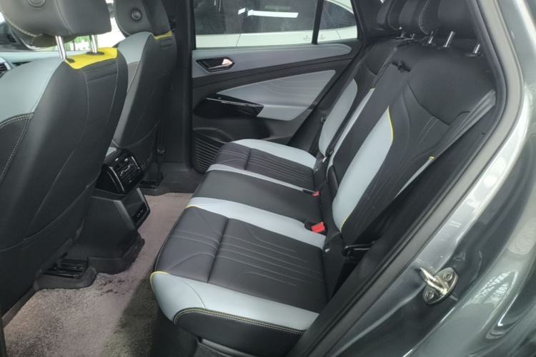 Used Volkswagen ID.4 X 2023 Upgraded Model Ultra-Long Range Version Left Rear Seat