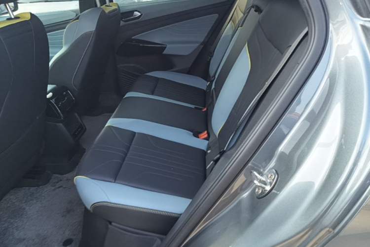 Used Volkswagen ID.4 X 2023 Ultra-Intelligent Long-Range Version Left Rear Seat