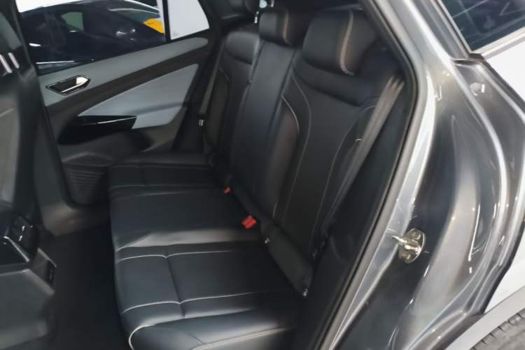 Used Volkswagen ID.4 X 2023 Upgraded Model Pure Long-Range Version Left Rear Seat