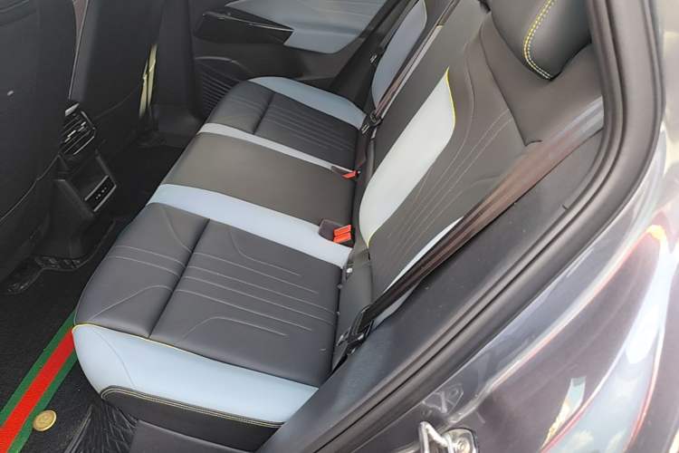 Used Volkswagen ID.4 X 2023 Upgraded Model Ultra-Long Range Version Left Rear Seat