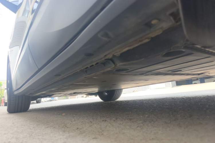 Used Volkswagen ID.4 X 2023 Pure Smart Edition Left Side Sill