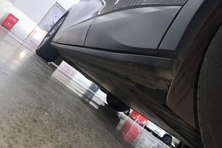 Used Volkswagen ID.4 X 2023 Pure Smart Edition Left Side Sill