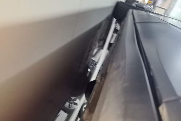 Used Volkswagen ID.4 X 2023 Upgraded Model Pure Intelligent Enjoyment Version Left Side Sill