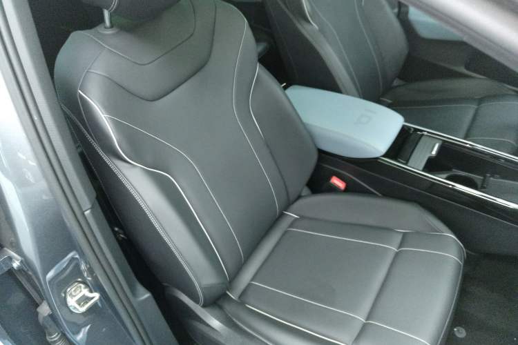 Used Volkswagen ID.4 X 2023 Upgraded Model Pure Intelligent Enjoyment Version Right Front Seat