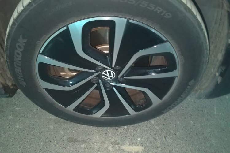 Used Volkswagen ID.4 X 2023 Upgraded Model Pure Intelligent Enjoyment Version Right Front Wheel Hub