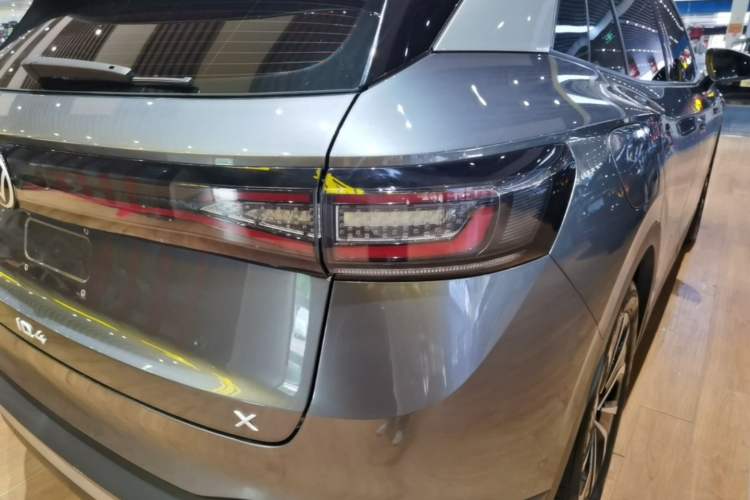 Used Volkswagen ID.4 X 2023 Pure Smart Edition Right Rear Taillight