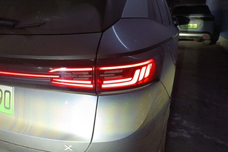 Used Volkswagen ID.4 X 2023 Upgraded Model Ultra-Long Range Version Right Rear Taillight