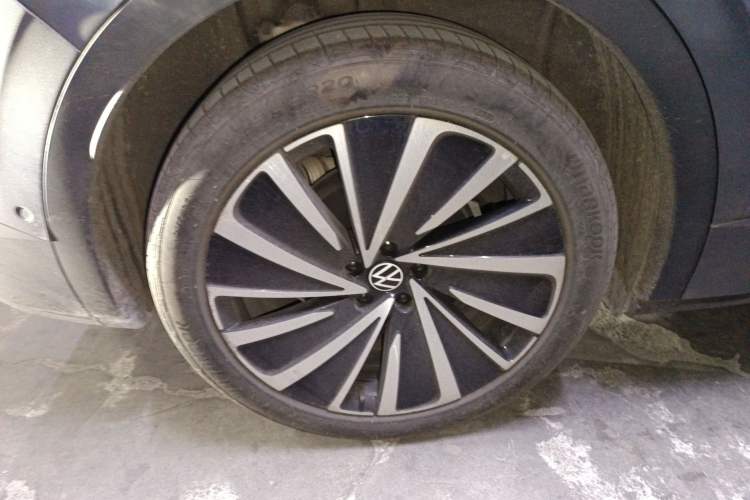 Used Volkswagen ID.4 X 2023 Upgraded Model Ultra-Long Range Version Right Rear Wheel Hub