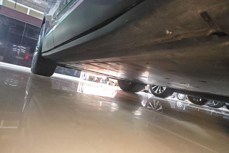 Used Volkswagen ID.4 X 2023 Smart Enjoyment Long-Range Version Right Side Sill